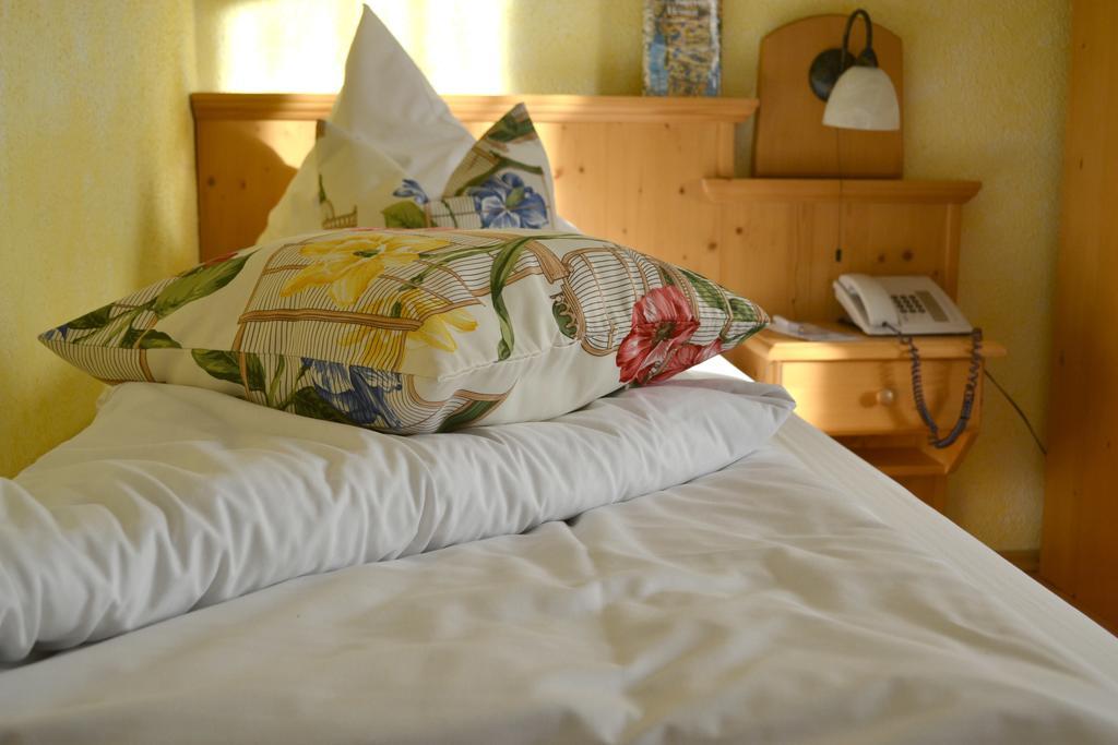 Gasthof Berghupferl Hotel Обераудорф Стая снимка