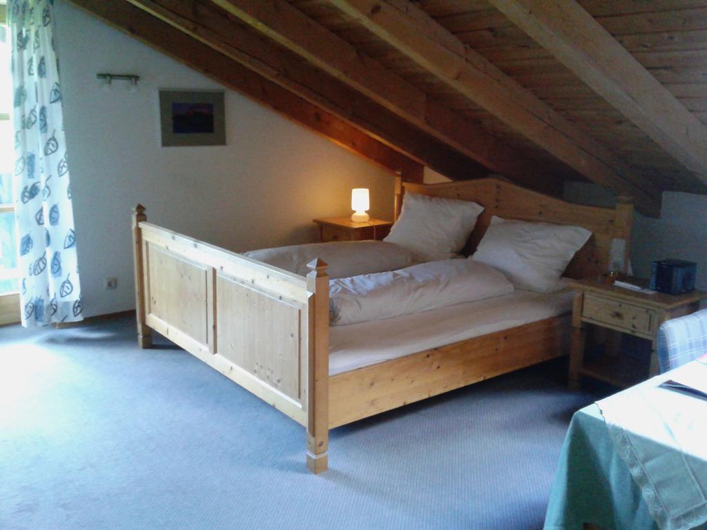 Gasthof Berghupferl Hotel Обераудорф Стая снимка